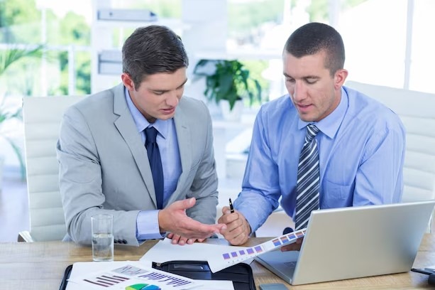 Building an In‑House vs Outsourced IFS Support Model